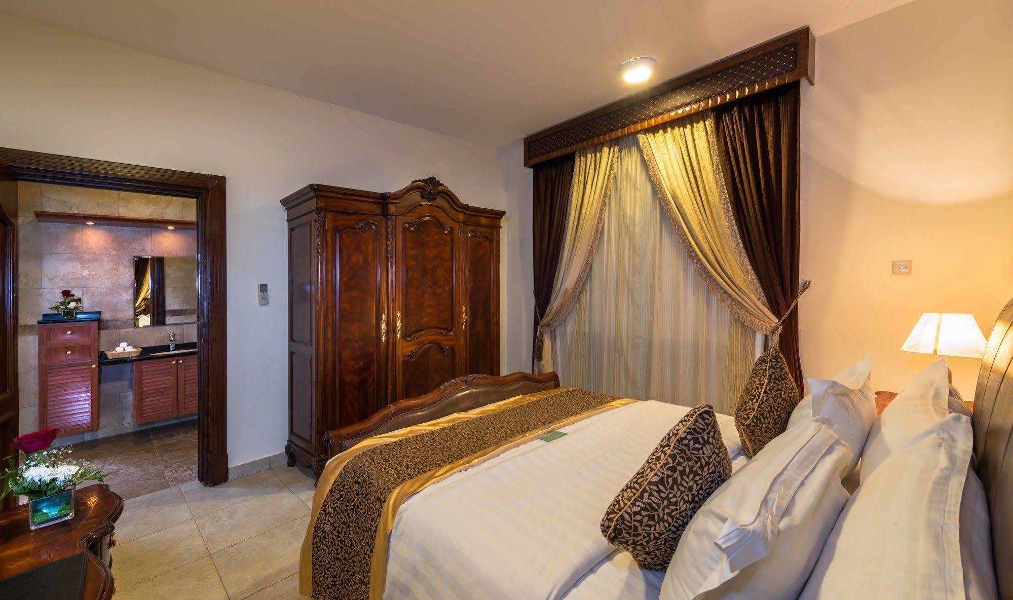 Hotel Boudl Al Nakheel Unaizah Exteriér fotografie