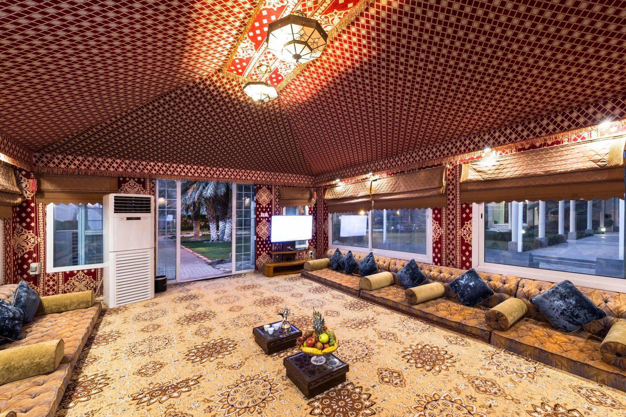 Hotel Boudl Al Nakheel Unaizah Exteriér fotografie